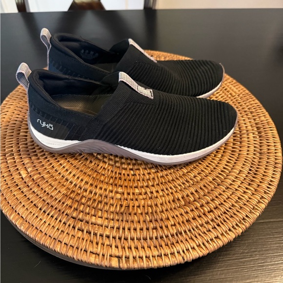 Ryka Shoes - Ryka women’s  Black Slip-On Shoes